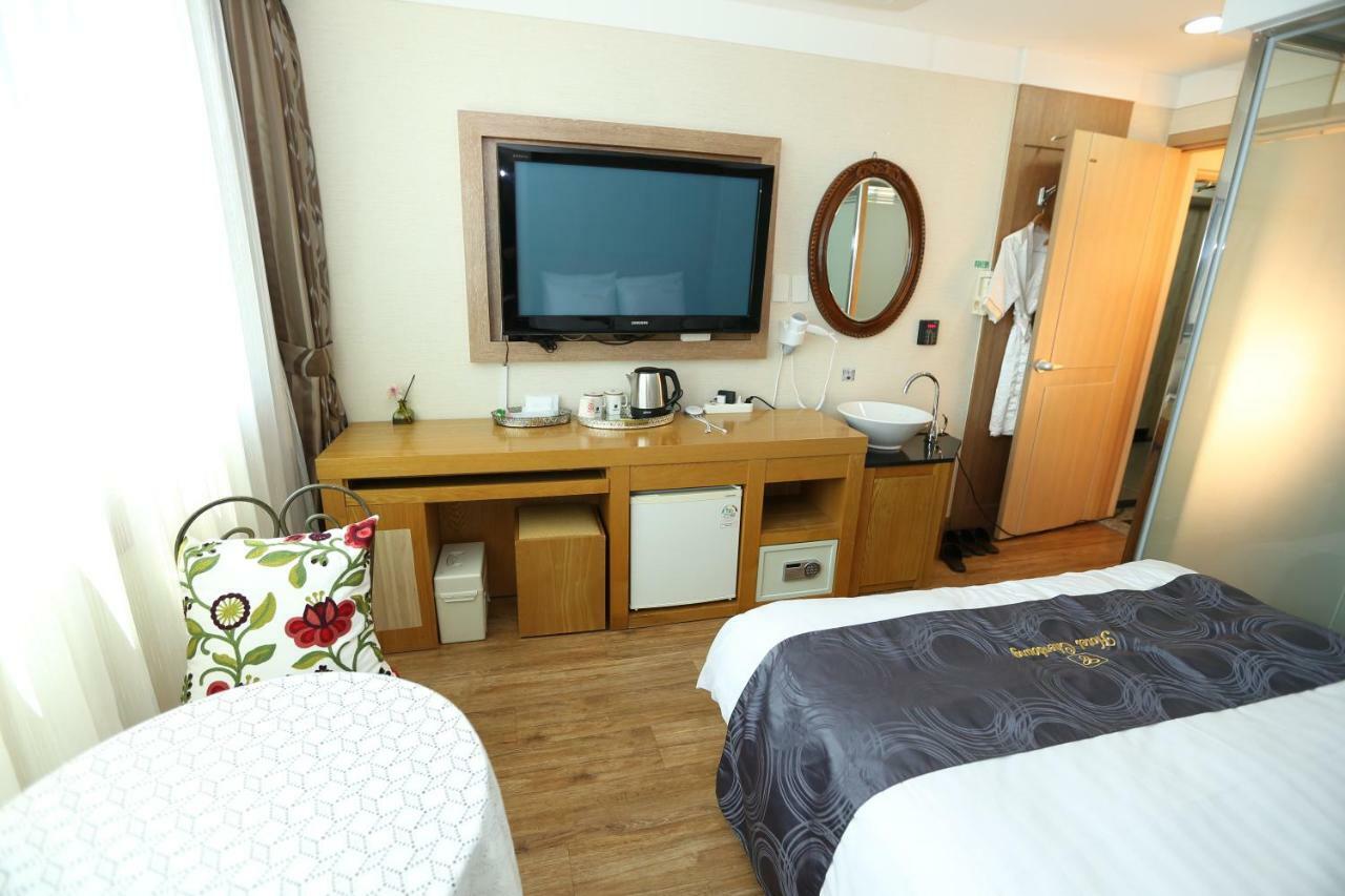 Incheon Prince Hotel Εξωτερικό φωτογραφία